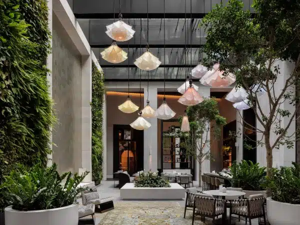 Aperture_5468_HR-600x450