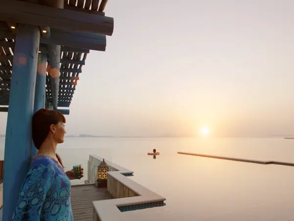 Infinity-Pool-Three-Bedroom-Anantara-Overwater-Villa-600x450