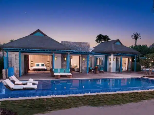 Two-Bedroom-Luxury-Pool-Villa-Exterior-Night-600x450