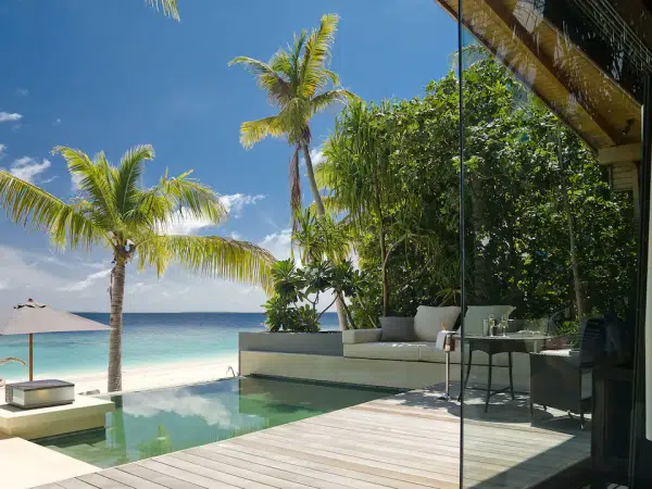 imgi_6_Park-Hyatt-Maldives-P107-Park-Pool-Villa-Ocean-View.16x9-600x450