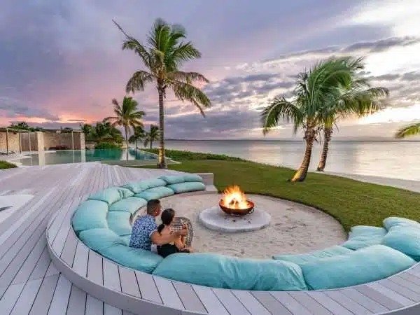 imgi_8_Miavana-Piazza-28-600x450