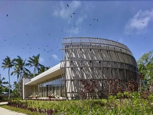 imgi_9_Spa-external-view-600x450